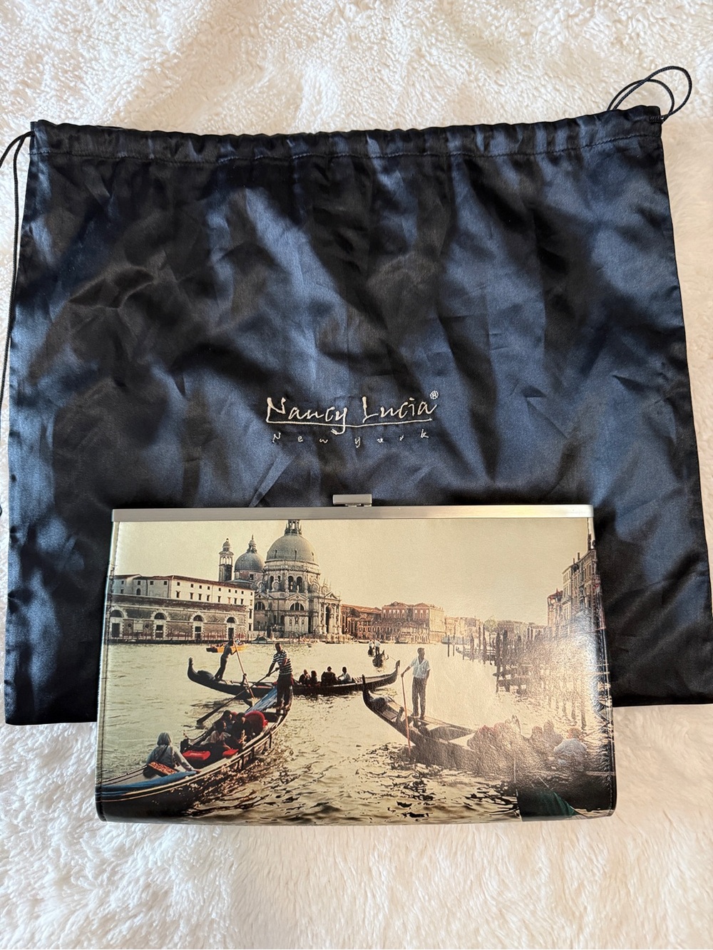 Venice Print Metal-Frame Clutch in Cream and Black
